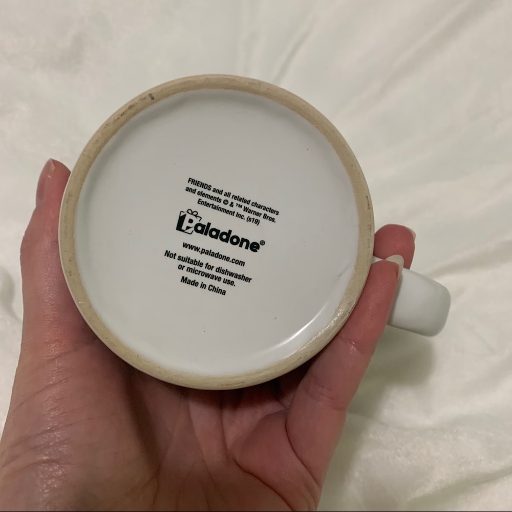 Friends Colour Changing Mug Brand New - Picture 9 of 10